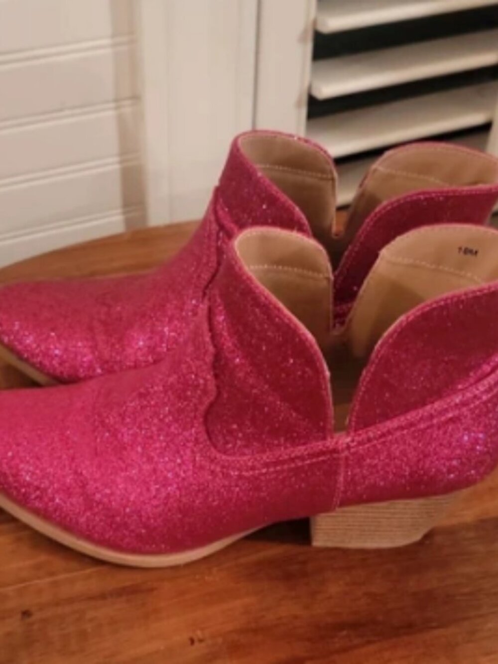 shimmery hot pink ankle boots - Picture 3 of 4
